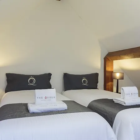 The Queen Luxury - Gemma * Luxembourg
