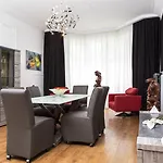 The Queen Luxury - Gemma * Luxemburg
