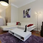 The Queen Luxury - Gemma * Luxemburg