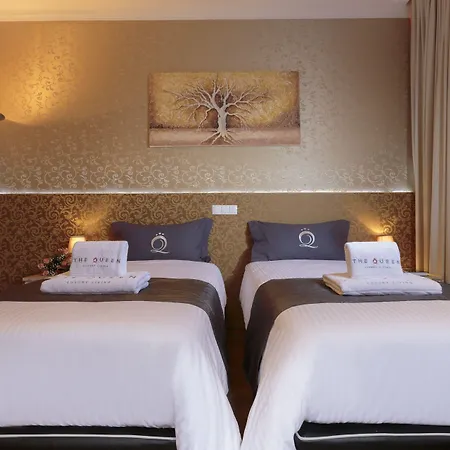 The Queen Luxury - Gemma Luxemburg