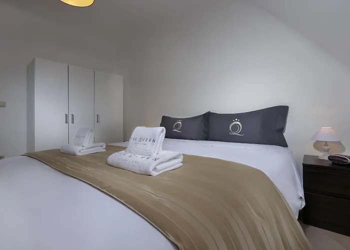 The Queen Luxury - Gemma * Luxemburgo