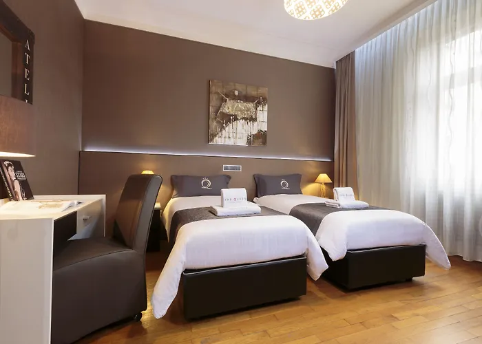 The Queen Luxury - Gemma