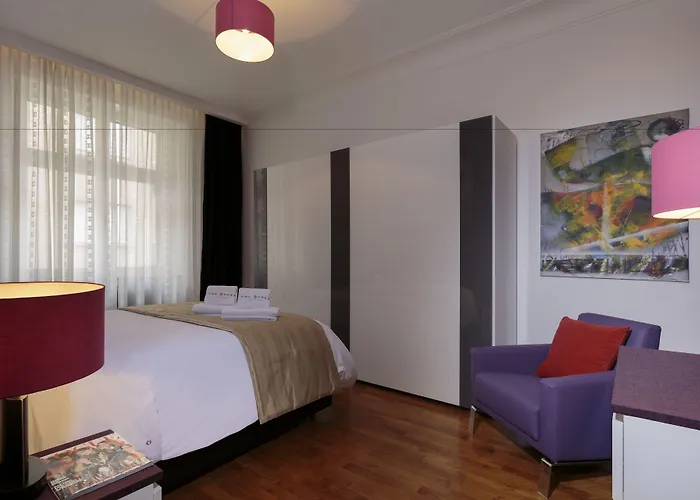 The Queen Luxury - Gemma