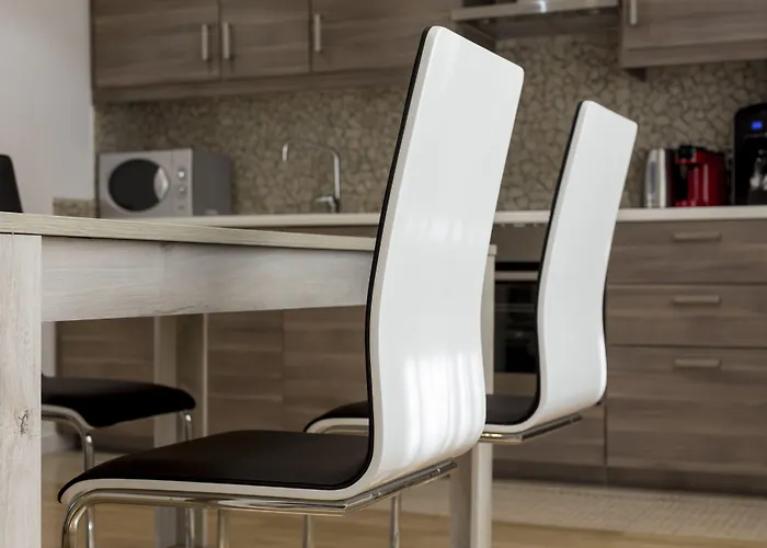 The Queen Luxury - Gemma Apartment *