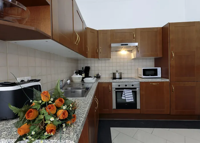 The Queen Luxury - Gemma