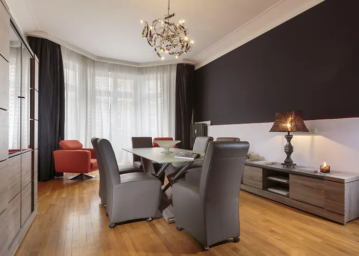 The Queen Luxury - Gemma *