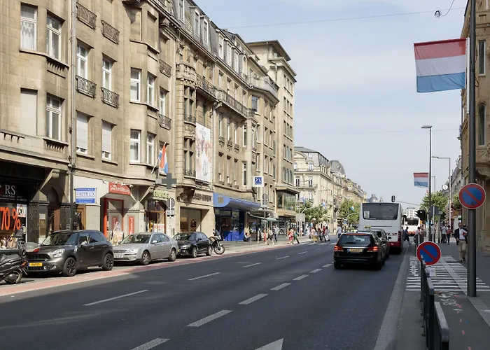 The Queen Luxury - Gemma לוקסמבורג