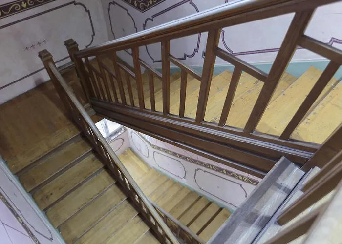 The Queen Luxury - Gemma Luxembourg