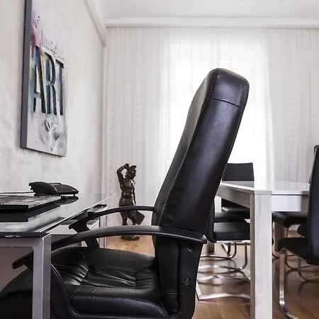 The Queen Luxury - Gemma Apartment