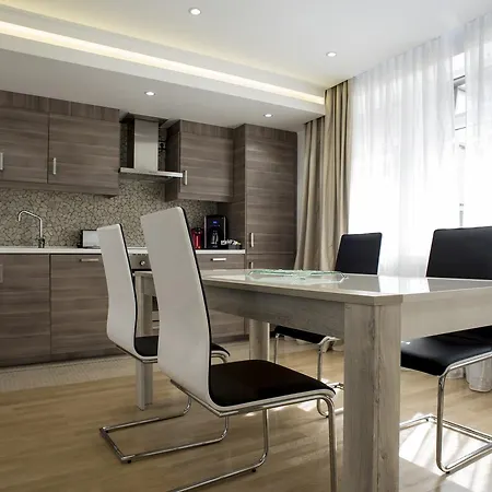 The Queen Luxury - Gemma Apartment